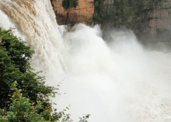 Gokak Falls in magnificent overflow: tourists thrilled by India’s Niagara