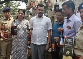 Illegal liquor smuggling in Belgaum: Alcohol worth of ₹43 lakh seized