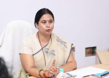 Lakshmi Hebbalkar faces backlash as Belgaum journalists denounce statement, branding them as immature and unintelligent