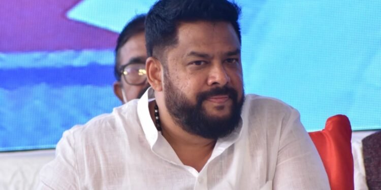 Minister Nagendra proposes international-level district stadium at Ramtheerth Nagar