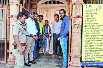 Belgaum administration closes four Maharashtra-initiated centers