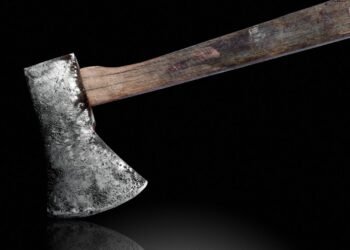 Lover kills woman with axe in Khanapur