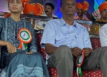 Minister Satish Jarkiholi & daughter Priyanka to not contest LS elections