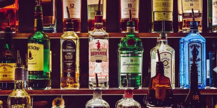 Police crack down on illegal liquor sales, Three arrested