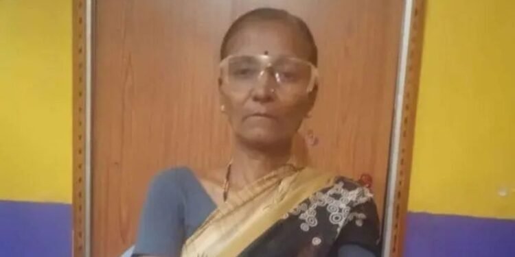 Griha Lakshmi Yojana Enables Eye Surgery for Needy Woman in Ramadurga Taluk