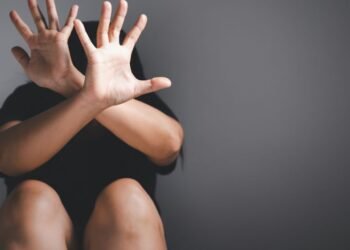 Man assaults a female conductor over change fare