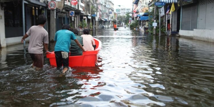 Belgaum City Corporation Opens 10 Flood Relief Centers
