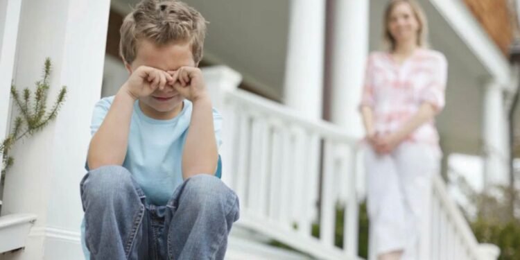 Mother Leaves Children Homeless to Live with 25-year-old-man