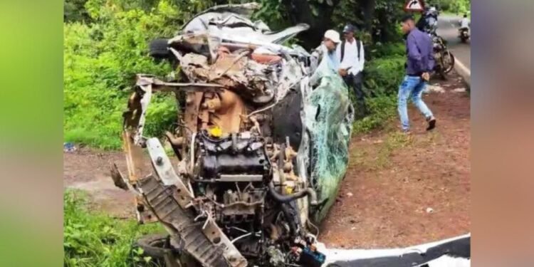 Fatal Car Accident Near Khanapur Claims Two Lives from Belgaum, Injures Two Others