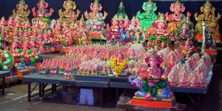Idol Makers In Belgaum Advocate Lifting PoP Ban for Ganesh Idols