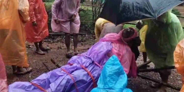 Villagers Carry Ill Woman 5km Through Forests to Save Her Life in Belgaum