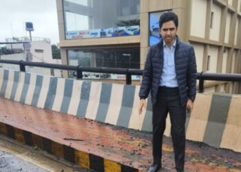 Belgaum District Collector Inspects Road Damage, Urges Immediate Repairs