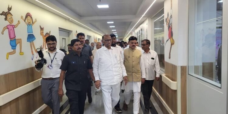 Sharad Pawar Visits KLE’s 300-Bed Cancer Hospital in Belgaum, Praises Rapid Progress
