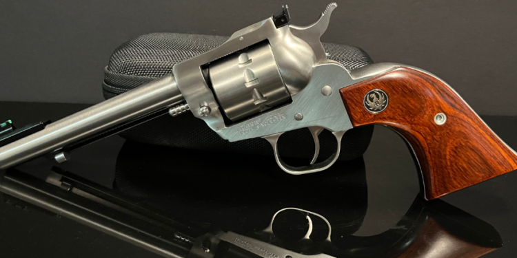 Belagavi man injured after ex-girlfriend shoots him over cheating allegations