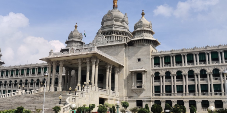 Sugarcane growers to protest outside Suvarna Soudha on December 12