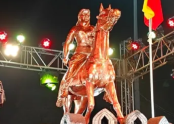 Belagavi’s midnight celebration marks grand start of Karnataka Rajyotsava