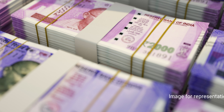 ₹27.41 lakh stolen in house burglary on Congress Road