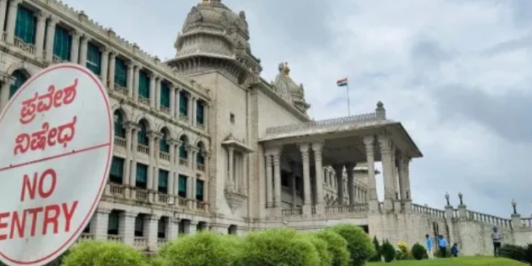 Health minister vows strict action against fake doctor clinics in Karnataka