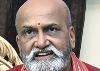 Forest department successfully captures elephant after three months of damage in Khanapur