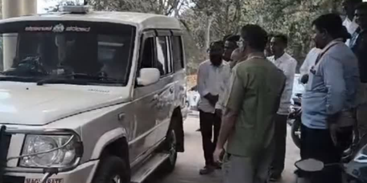 Khanapur tahsildar suspended over disproportionate assets case