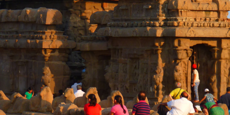 Former Deputy CM Laxman Savadi’s Car Meets With Accident, No Injuries Reported