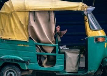 Temporary relief for Belagavi Mayor, Corporator as HC halts disqualification in ‘office of profit’ case