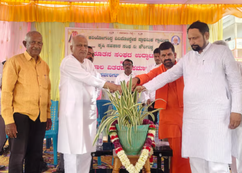 Police close case against Chief Minister over alleged slap attempt