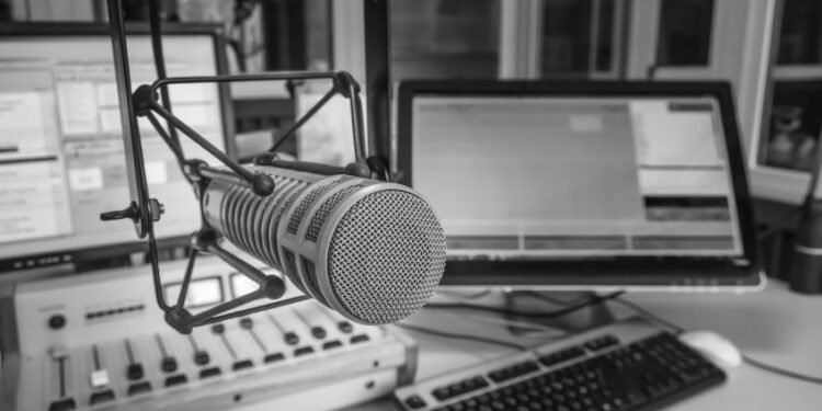 Sanitation workers joined the Independence Day parade in Belagavi for the first time; 33 sanitation workers, including 12 women