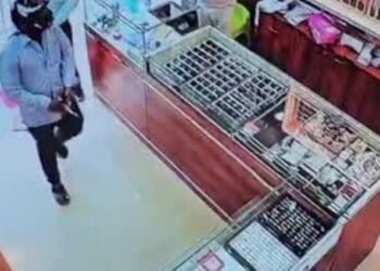 Private bus accident near Hirebagewadi leaves two dead, several injured