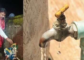 220 km, 9 days on foot: Son carries 100-year-old mother for Vitthal darshan