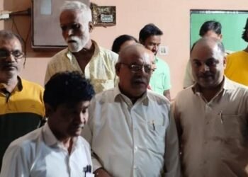 Rivalry between Jarkiholi and Katti camps turns dramatic in Belagavi 