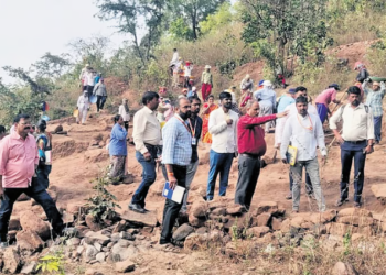 Belagavi police seize dangerous manja, file cases against shop owners