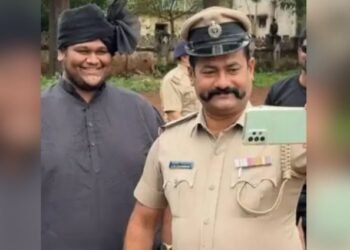 Belagavi police officer transferred over viral selfie with MES leader