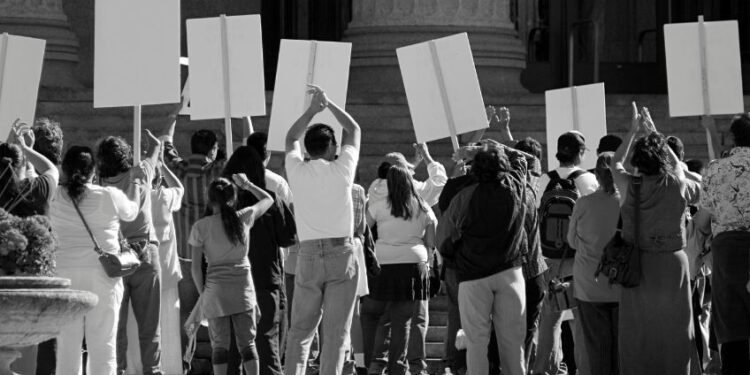 Belagavi police register assault case against Congress MLA Laxman Savadi