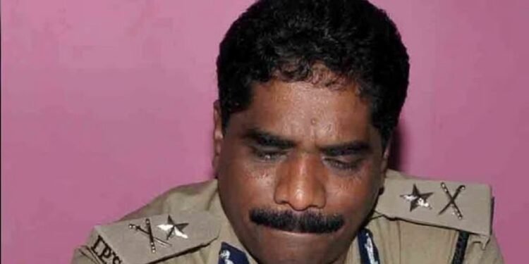 Gold ornaments stolen from Bhireshwar temple in Savadatti; idol found outside village