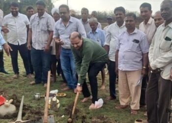 Pyaas Foundation begins lake rejuvenation drive in Belagavi’s Halshiwadi