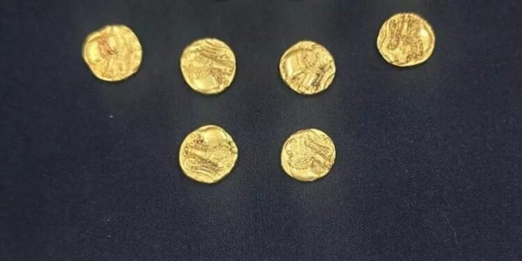 Fourteen Historic Gold Coins Unearthed During VB‑G RAM G Project in Inchal, Belagavi