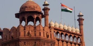 Belagavi farmers set 3 pm deadline for governments to resolve sugarcane price dispute
