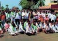 Farmers Stage Sit-in at Ghataprabha Roundabout to Demand MSP for Sugarcane