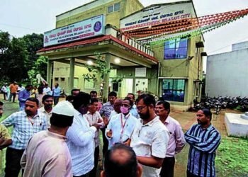 Municipal Staff Assaulted During Footpath Clearance at Nathpai Circle in Belagavi